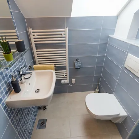 Apartment With Parking