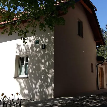 With Parking דירה *